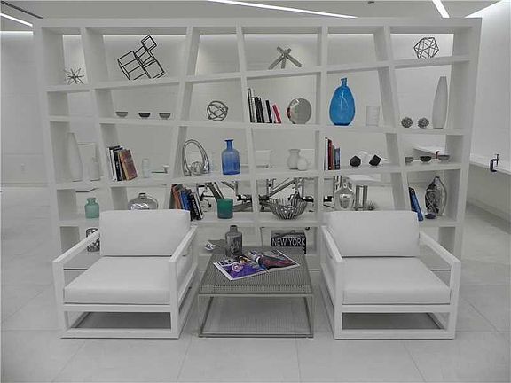 3rd image of 4250 Biscayne Blvd APT 602