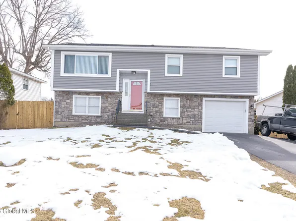 36 Ballina Street, Troy, NY 12180