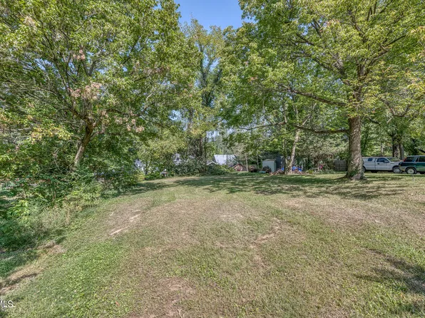 412 W Poplar St, Johnson City, TN 37604