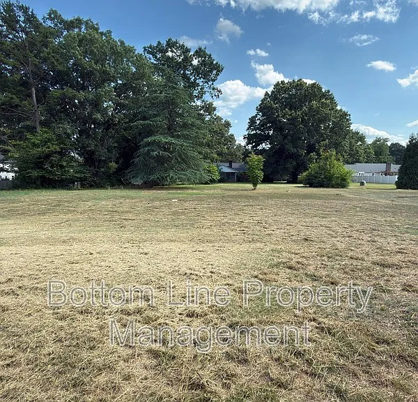 1035 Pepper Ln — Photo 21