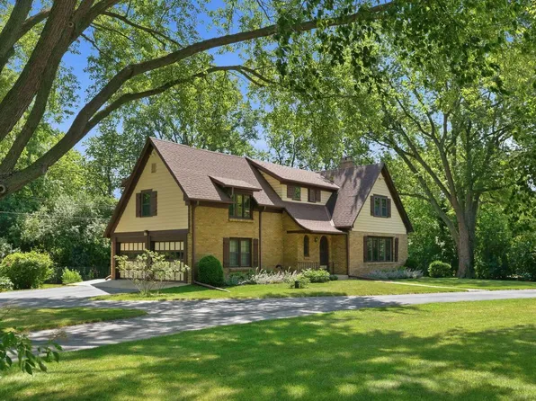 950 Terrace DRIVE, Elm Grove, WI 53122