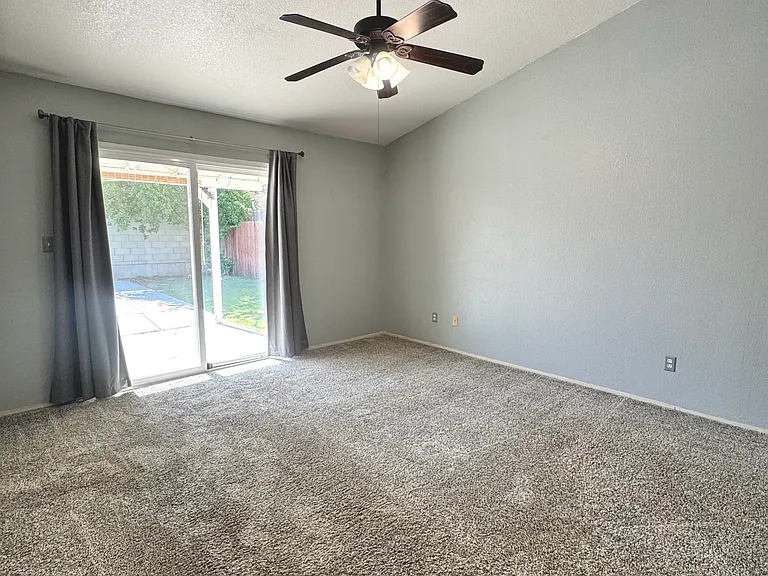 7400 Chilibre St — Photo 10