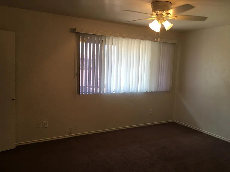 1692 W Village Way — Photo 21