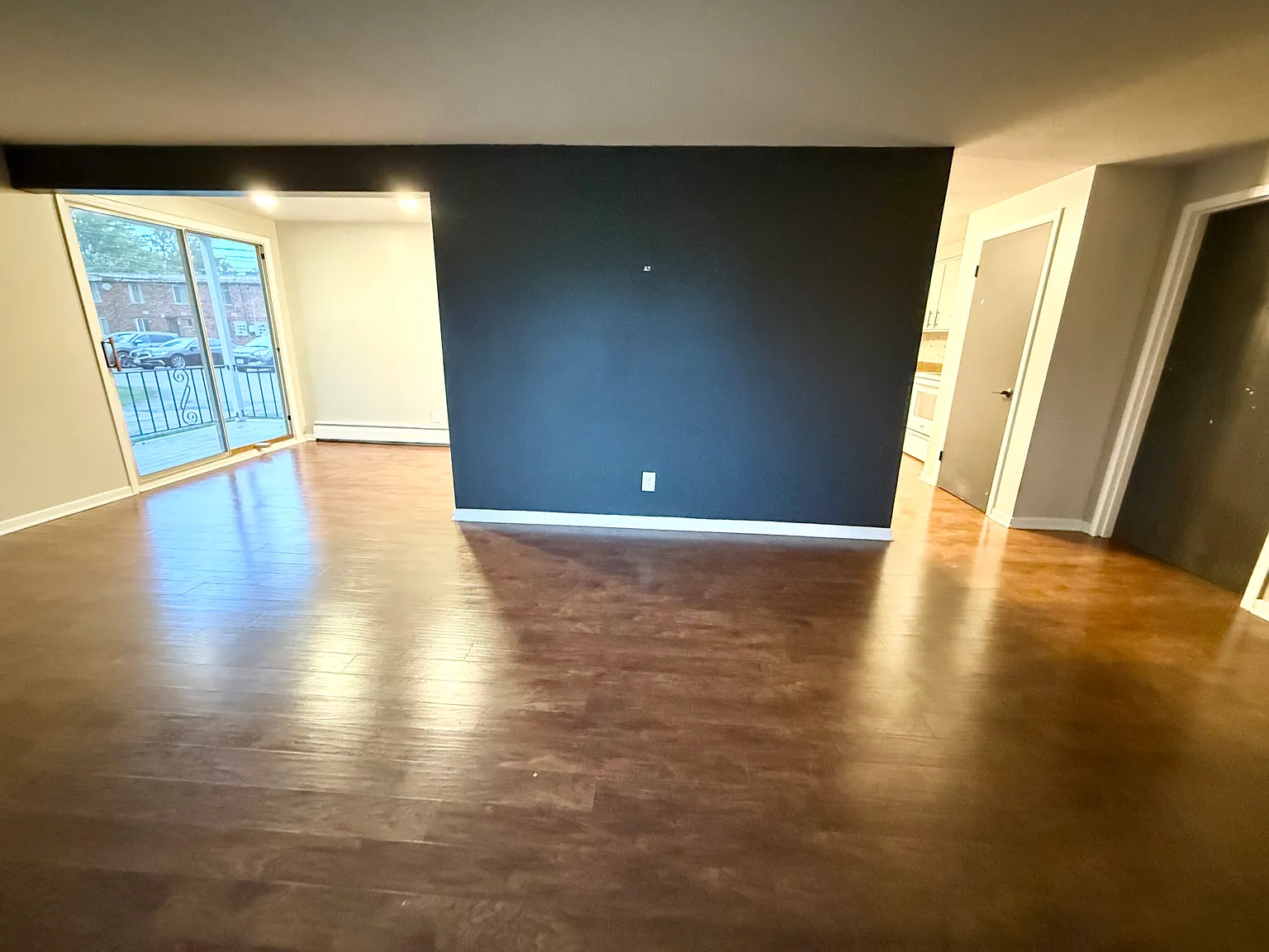 2 bed, $1,250 — Photo 3