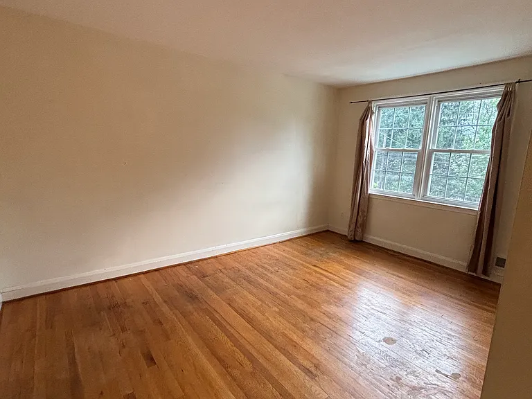 8530 Drumwood Rd — Photo 3