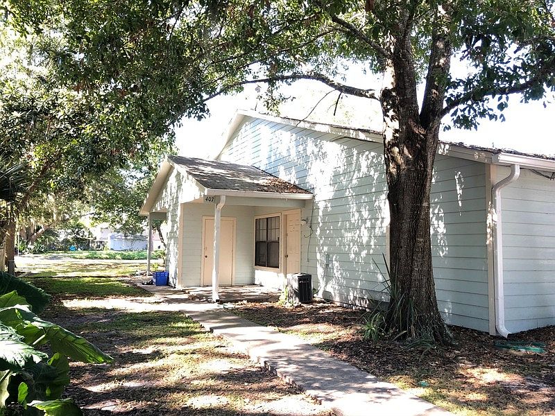 1st image of 407 S Myrtle Ave