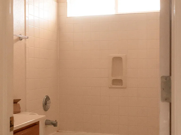 5760 W Valley Cir — Photo 10