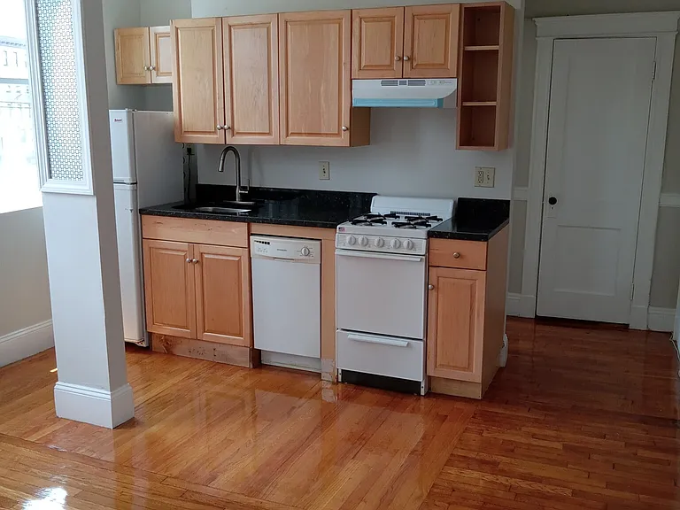 1189 Commonwealth Ave #6 — Photo 16