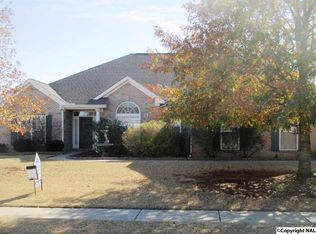 108 Summer Trace Ln, Madison, AL 35757