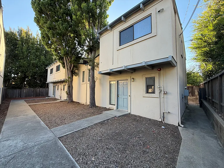 415 N Chorro St #5 — Photo 3