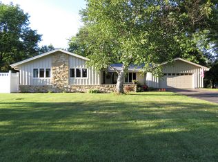 N58W25538 Windy Pass Dr, Lisbon, WI 53089