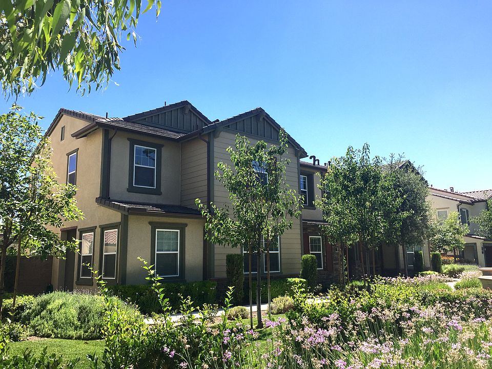 Beautiful townhome