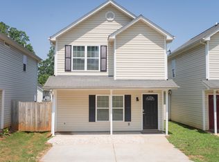 1020 Beaugard Dr, Charlotte, NC 28208