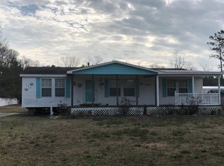 125 Bayshore Dr, Cape Carteret, NC 28584
