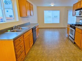 18055 169th Ave SE, Renton, WA 98058