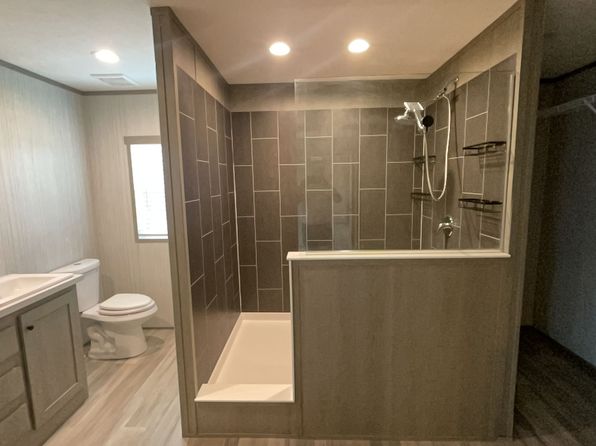 303 Jp Ln, Oliver Springs, TN 37840