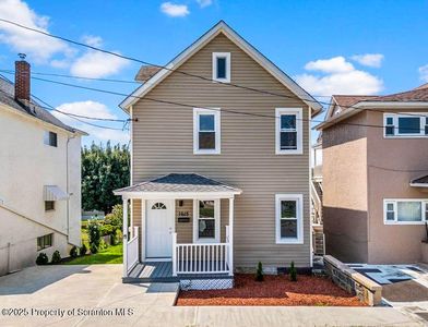 1615 Dickens St, Scranton, PA, 18504