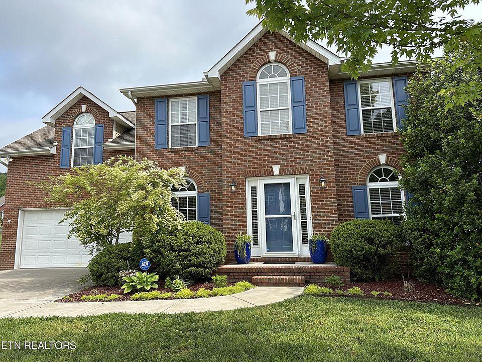 1st image of 3524 Maple Valley Ln