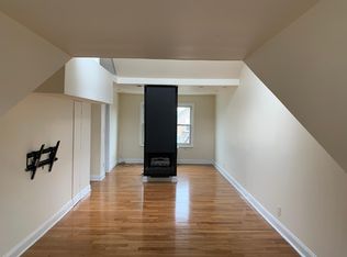 28 46th St FLOOR 3, Weehawken, NJ 07086