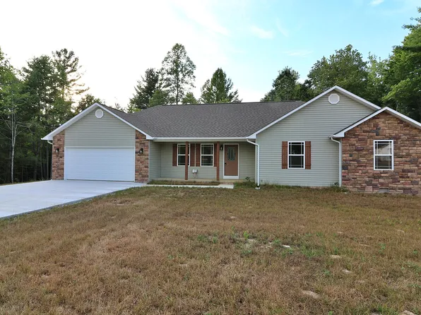 646 Taylon Ln, Oneida, TN 37841