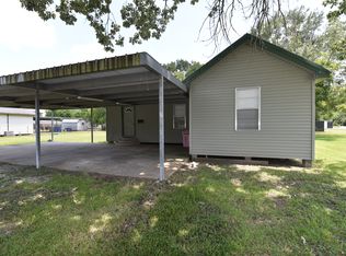 1713 Ordway St, Port Neches, TX 77651
