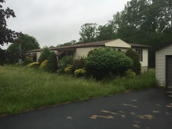 337 Spring Hill Dr, Hunlock Creek, PA 18621