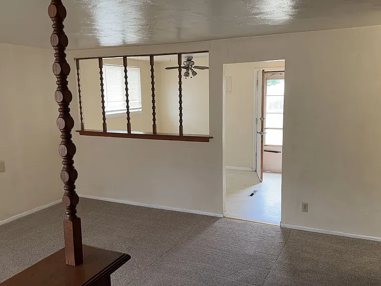 3206 N Hancock Ave — Photo 3