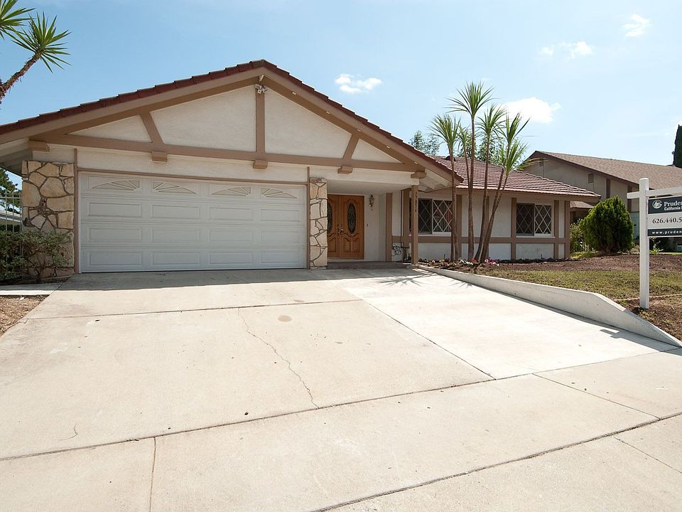 1st image of 17856 Nearbank Dr