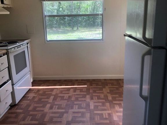 3rd image of 165 Sam Smith Cir