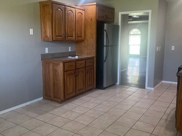 220 Ravenwood Blvd, Siloam Springs, AR 72761