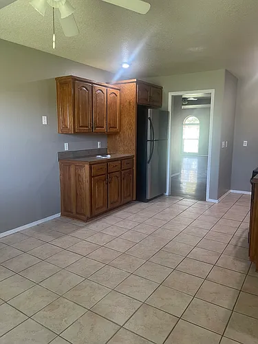 220 Ravenwood Blvd Photo 1