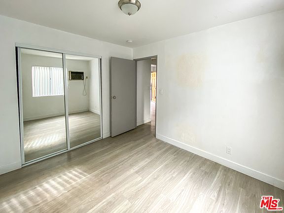 2nd image of 508 N Ardmore Ave APT B