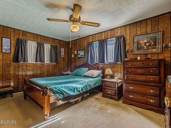 4th image of 550 Lower Rd