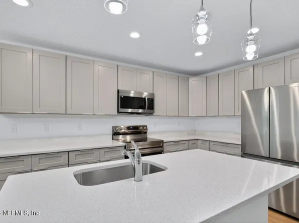 1136 W 25TH Street, Jacksonville, FL 32209