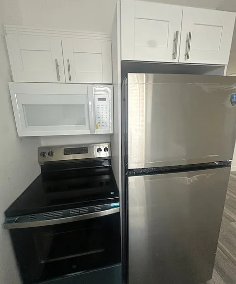 Kitchen - Stove view