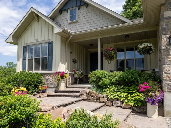 1071 Cranberry Cove Ln #13, South Frontenac, ON K0H 2N0