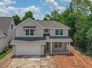110 Crescent City Dr, Montgomery, TX 77316