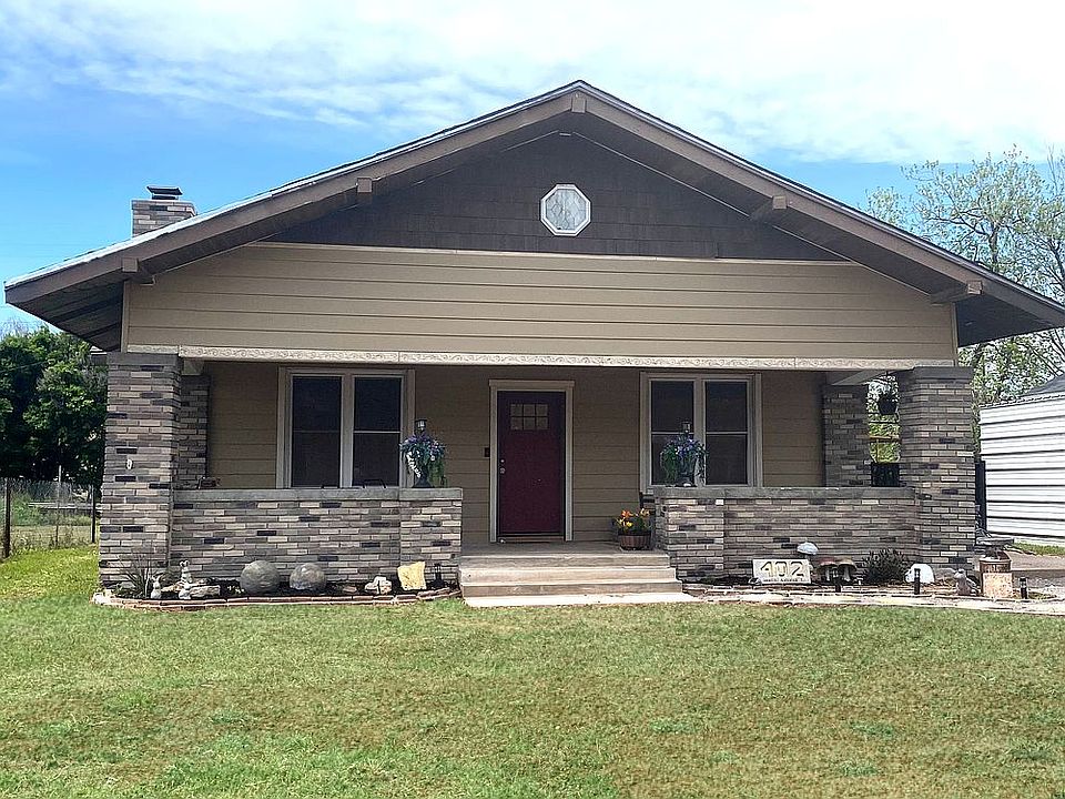 1st image of 402 Avenue I S