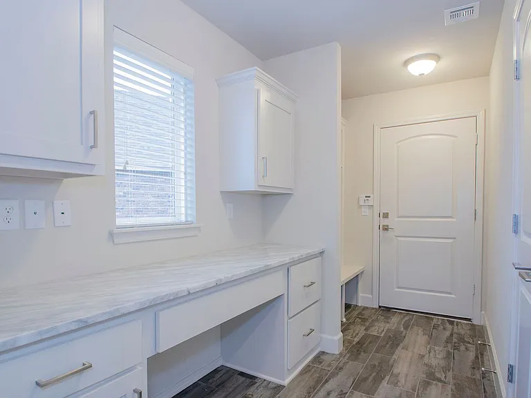 12537 S 75th East Ave — Photo 14