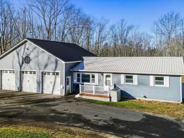 594 N Deer Isle Road, Deer Isle, ME 04627