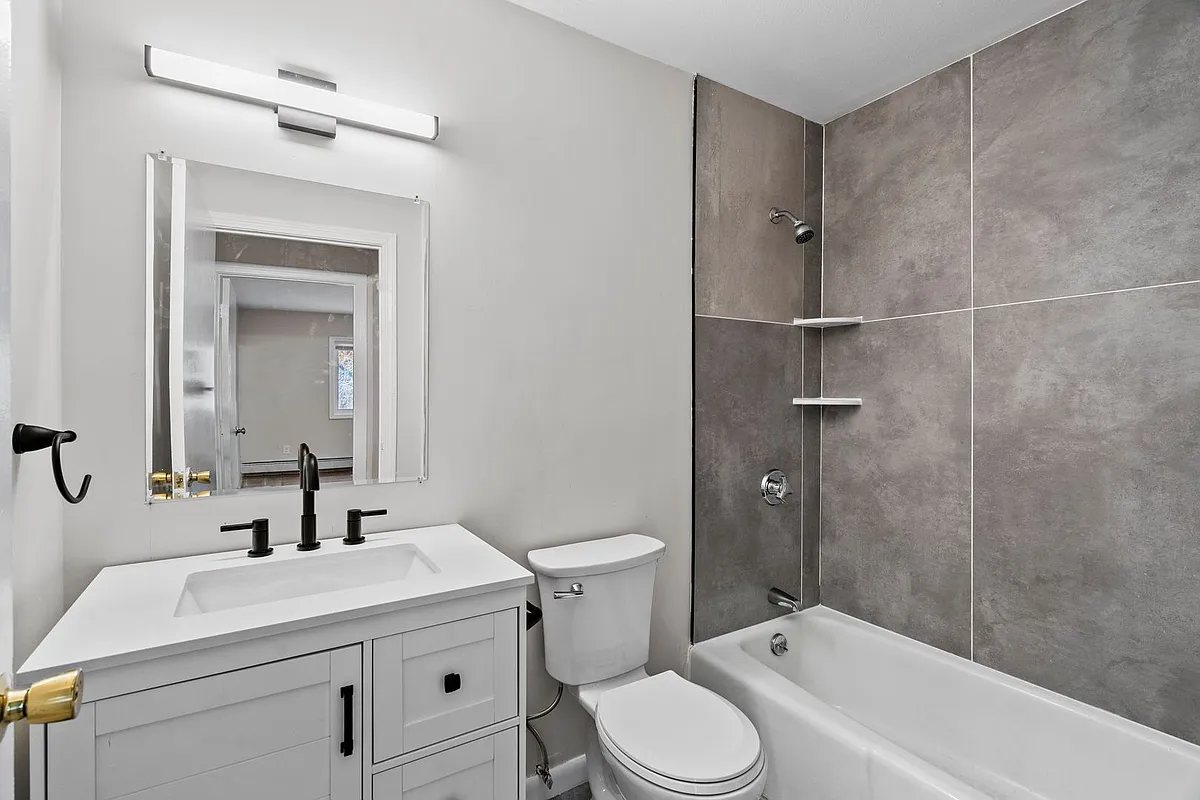 Building Photo - 283-435 Oaklawn Ave #433-218