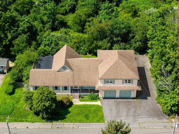 55 Crescent St, Bridgewater, MA 02324