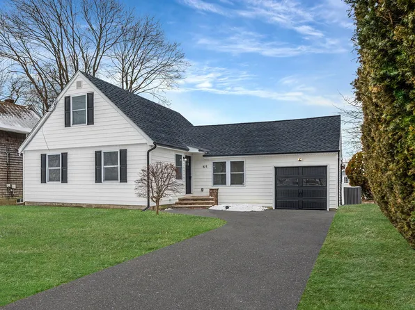 65 S Bayview Avenue, Amityville, NY 11701