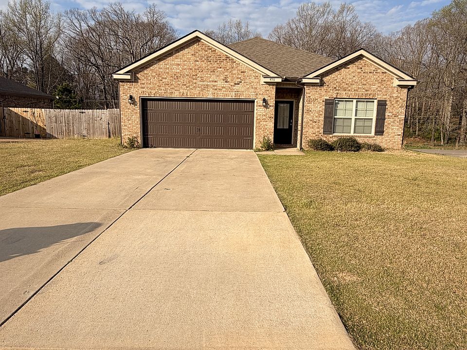 1st image of 450 Lilly Dr