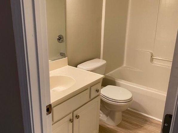101 Woodlake Dr, Athens, GA