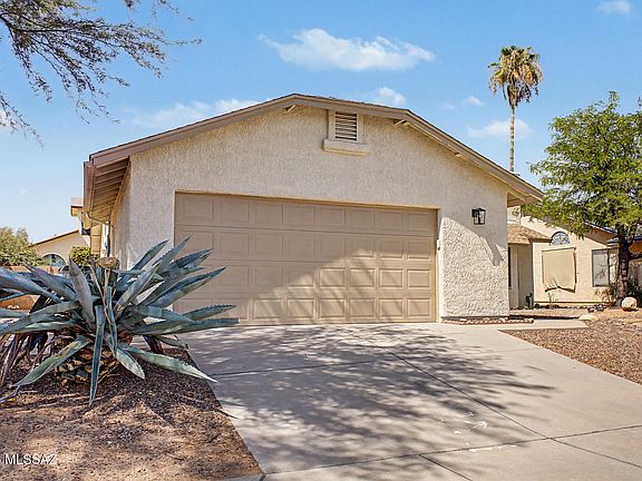 4th image of 2690 W Camino Del Venegas