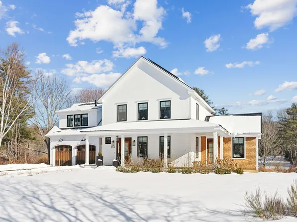 224 Spurwink Avenue, Cape Elizabeth, ME 04107