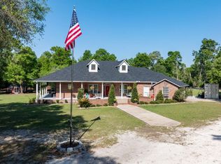 692 SW Roberts Ave, Fort White, FL 32038