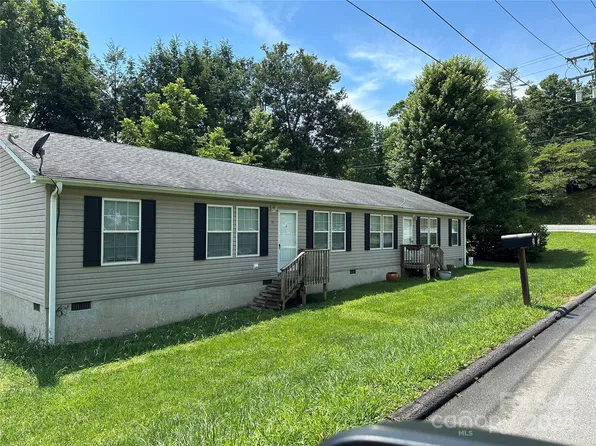 24/26 Hillside Hts, Brevard, NC 28712