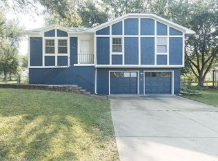 410 Creach Dr, Warrensburg, MO 64093